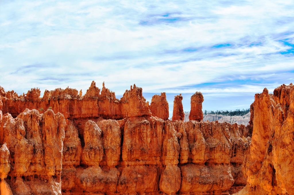 The prettiest, most colorful canyon that's not a canyon in Southern Utah