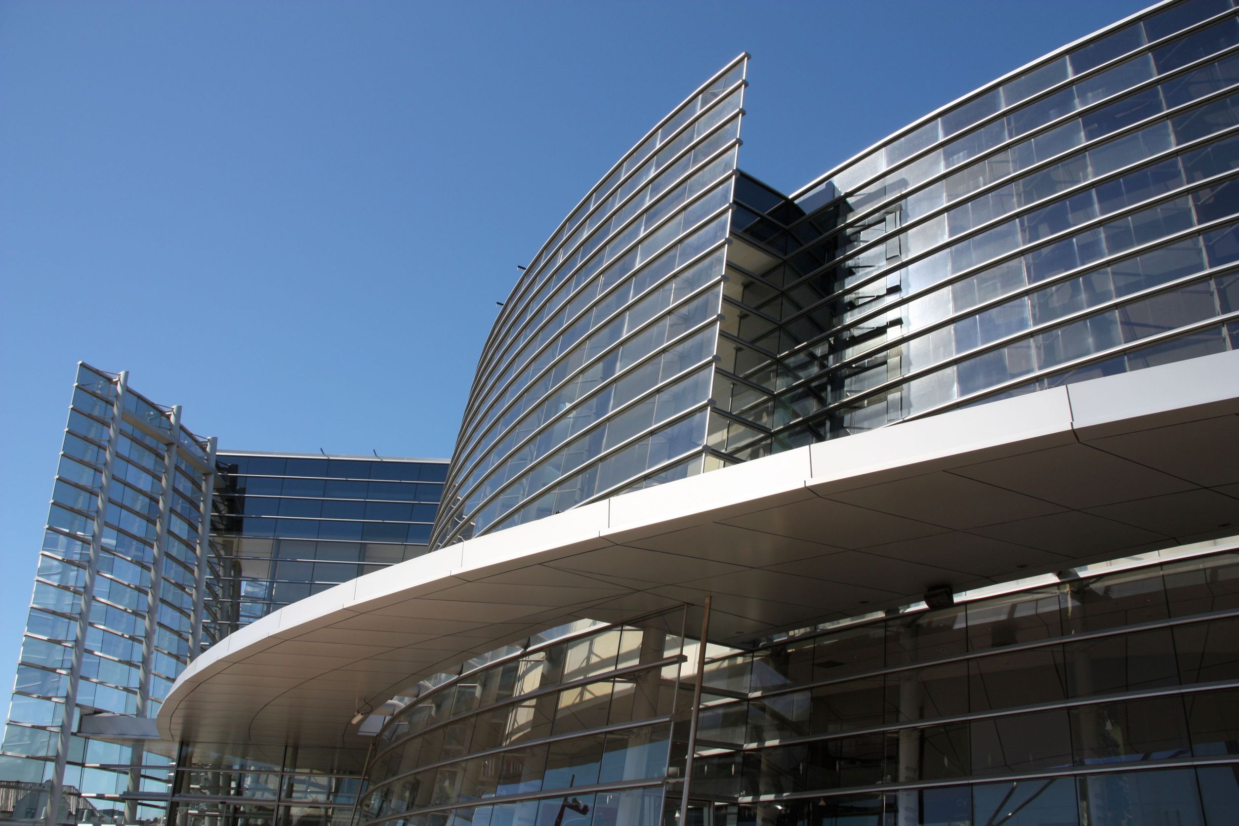 Learn about the arts at the Christchurch Art Gallery Global Medical