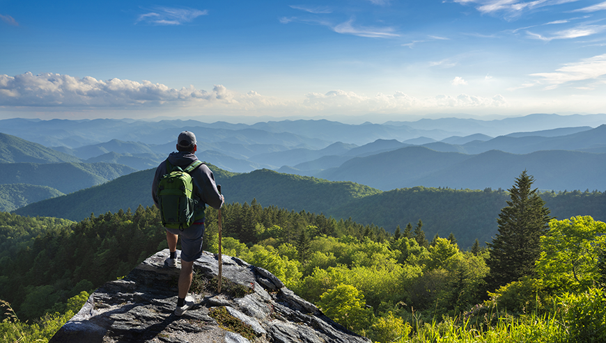picture of a locums doctor overlooking a CO valley